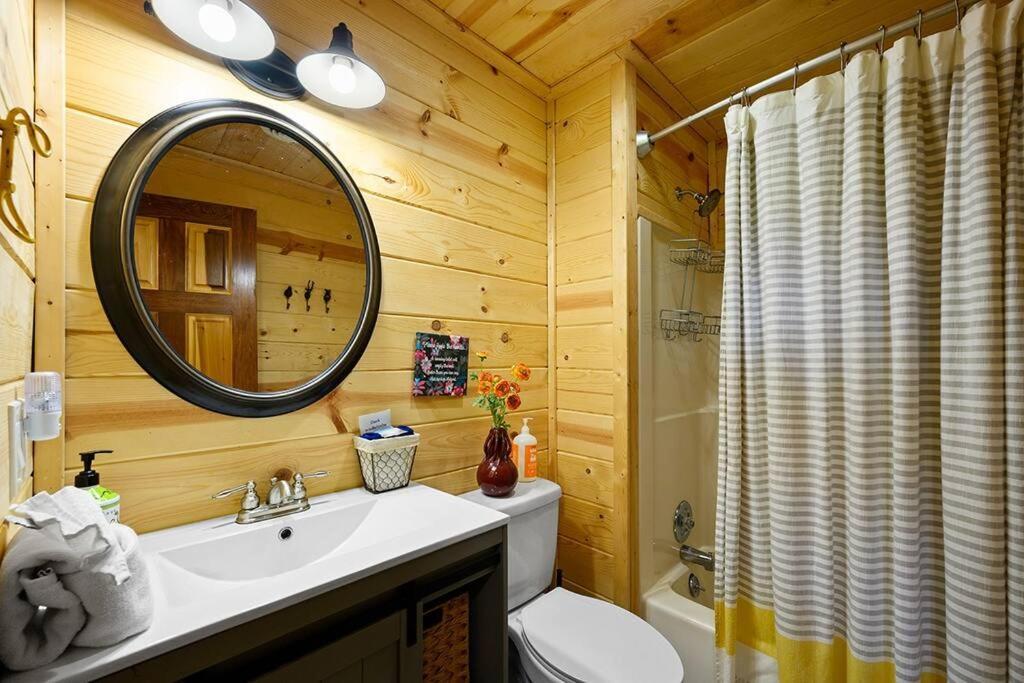 Chic Private Cabin W/ Epic Views & Amenities! Pigeon Forge Eksteriør billede