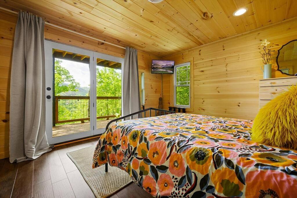 Chic Private Cabin W/ Epic Views & Amenities! Pigeon Forge Eksteriør billede