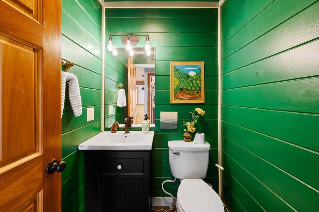 Chic Private Cabin W/ Epic Views & Amenities! Pigeon Forge Eksteriør billede